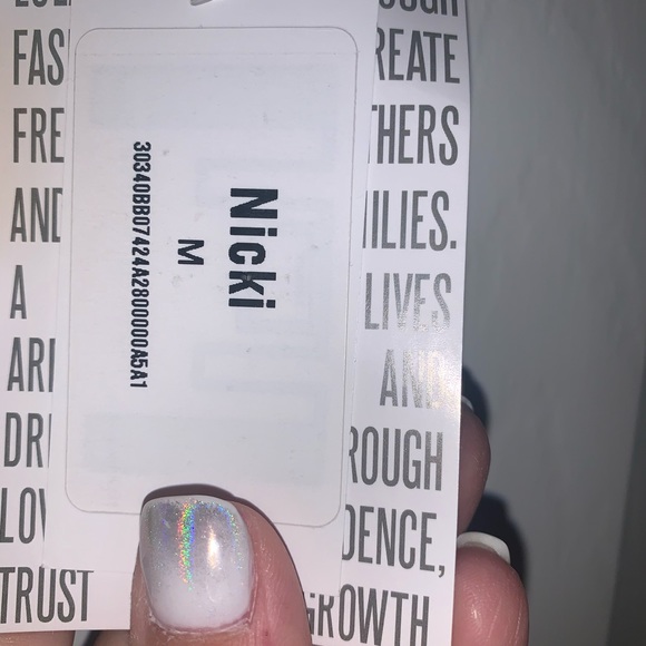 Lularoe Nicki - Picture 2 of 5